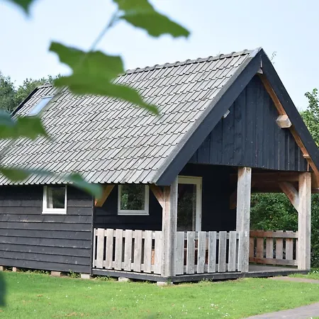 Trekkershut / 4-persoons Tent Voorthuizen